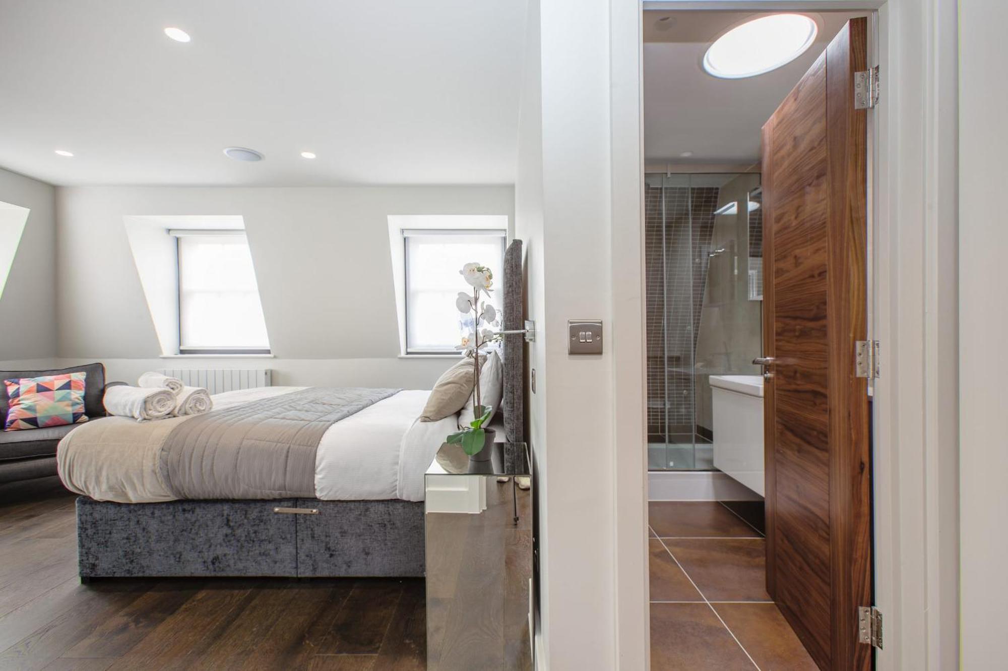 Penthouse With Private Terrace Soho - Cityapartmentstay *