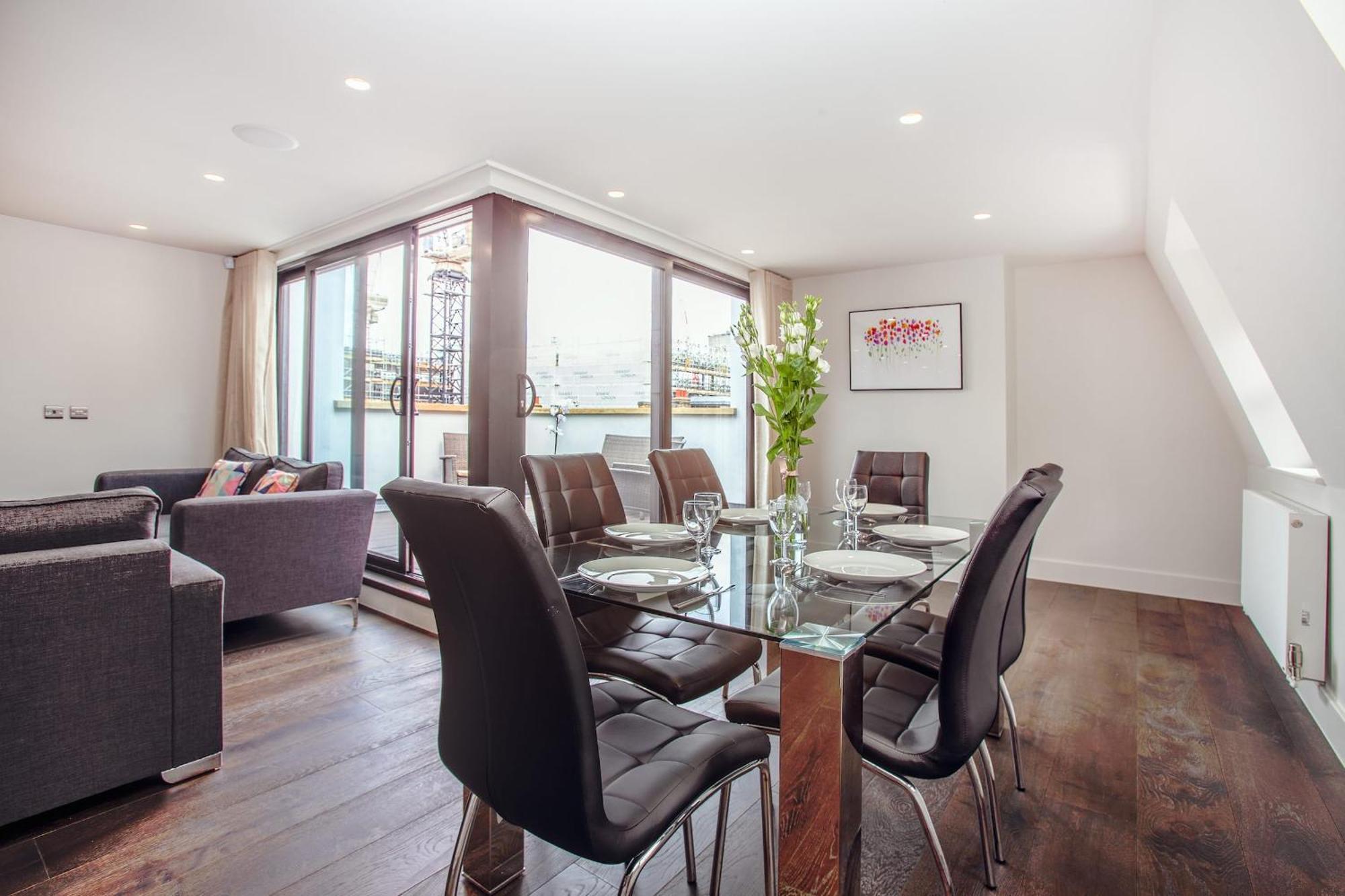 Apartment Penthouse With Private Terrace Soho - Cityapartmentstay London